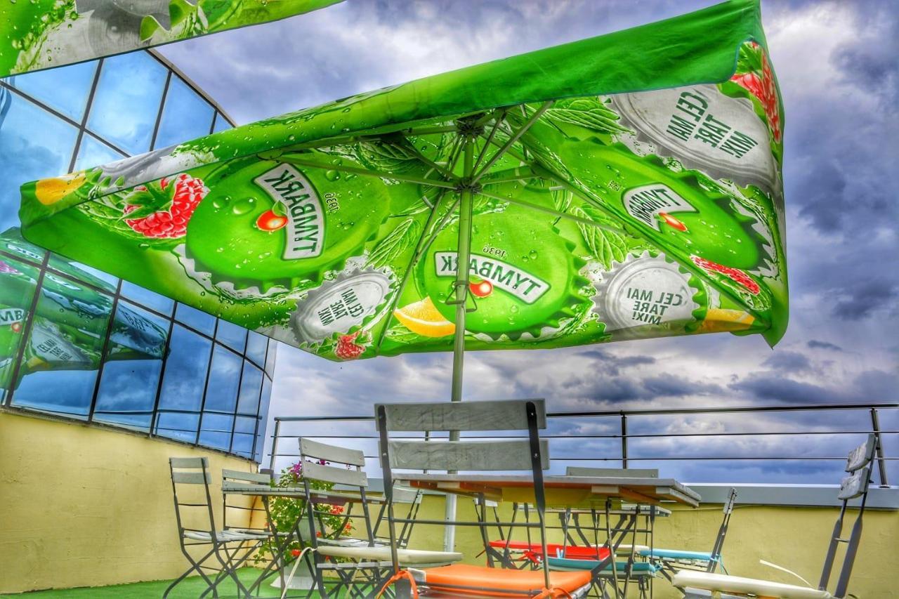 Hotel Afrodita -Vălenii de Munte Exteriör bild