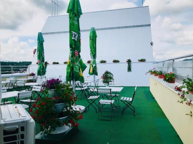 Hotel Afrodita -Vălenii de Munte Exteriör bild