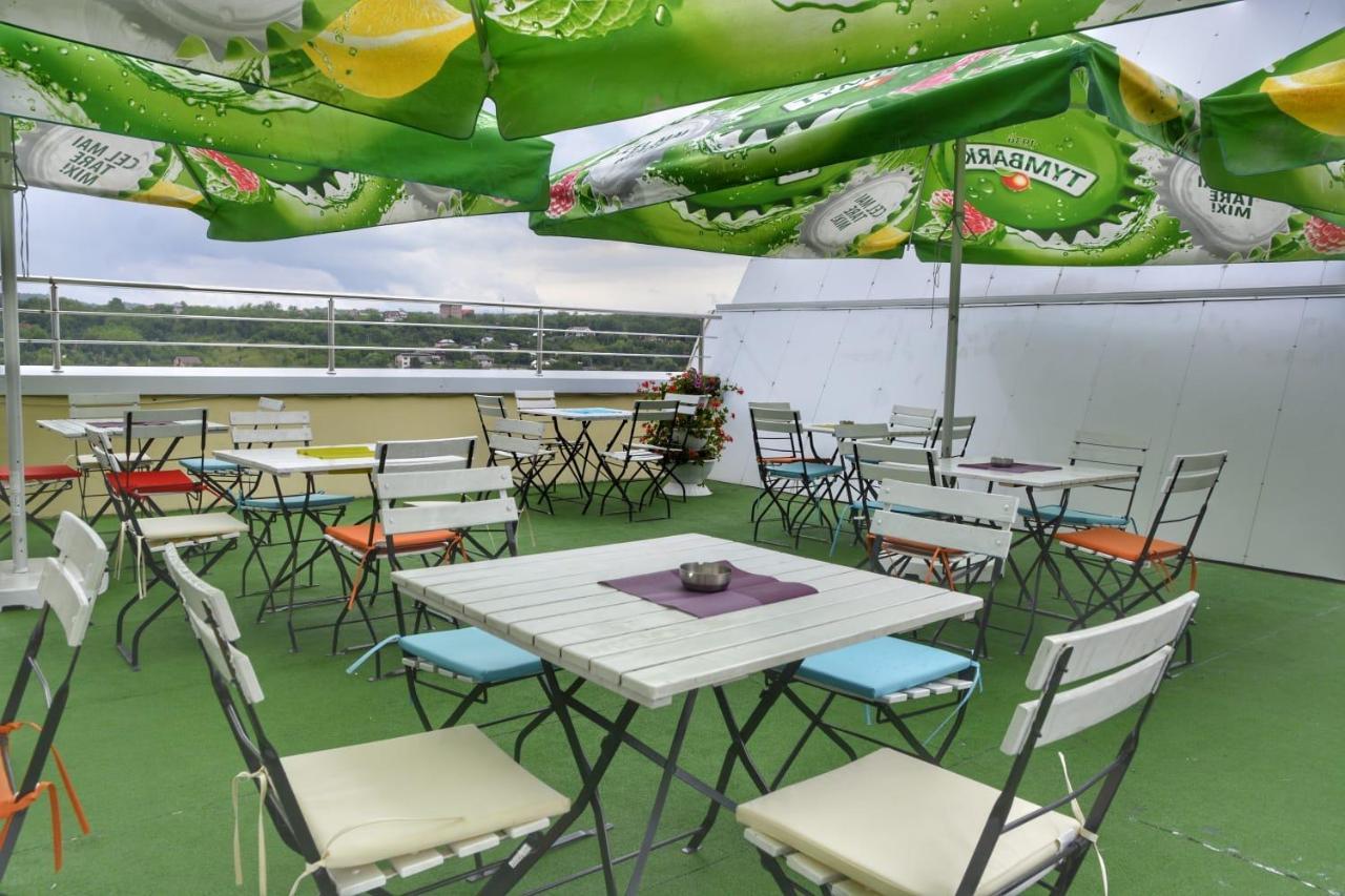 Hotel Afrodita -Vălenii de Munte Exteriör bild